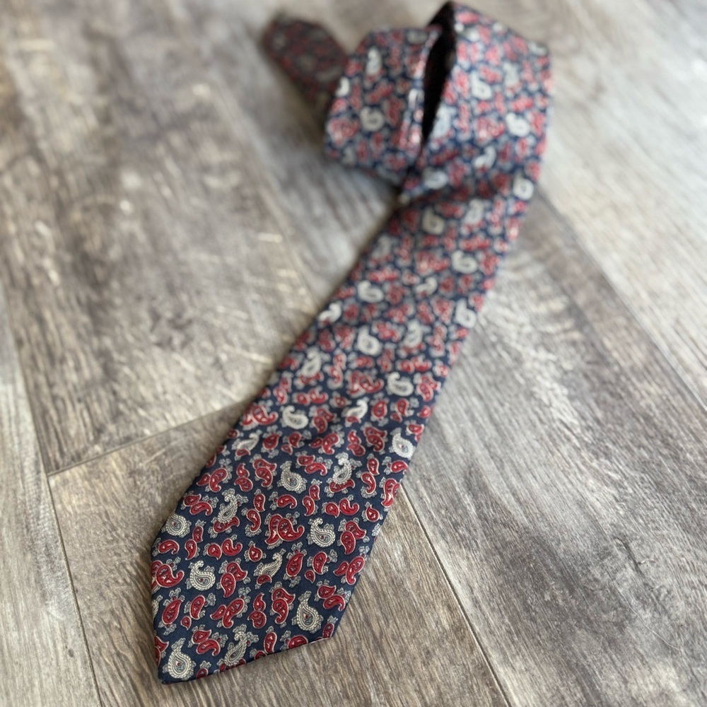 Vintage Christian Dior Paisley Navy and Red Silk Tie